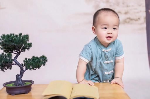 广州代怀供卵公司孕妇显怀是几个月